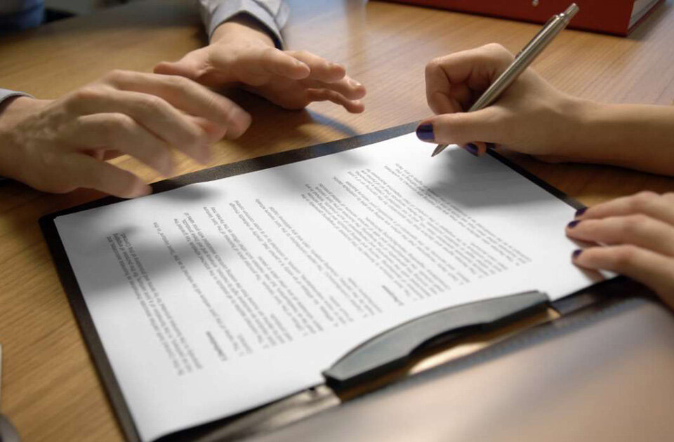 Консультация адвоката. Изображение взято с сервиса Яндекс.Картинки