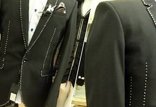 STUART HUGHES DIAMOND EDITION – $892 500 Stuart Hughes Diamond Edition на манекенеИзвестный дизайнер Стюарт Хьюз вместе с Ричардом Джевелсом сумели создать уникальный дизайн и элегантную привлекательность модели. На планете существует всего лишь три таких костюма.Для его изготовления потребовалось около 800 часов рабочего времени, к тому же на нем насчитывается более 480 алмазов.