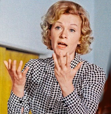 Талызина в роли мастера ЖЭКа.