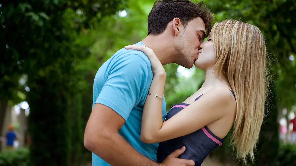 Как поцелуи помогут узнать, о чём на самом деле думает партнёр
