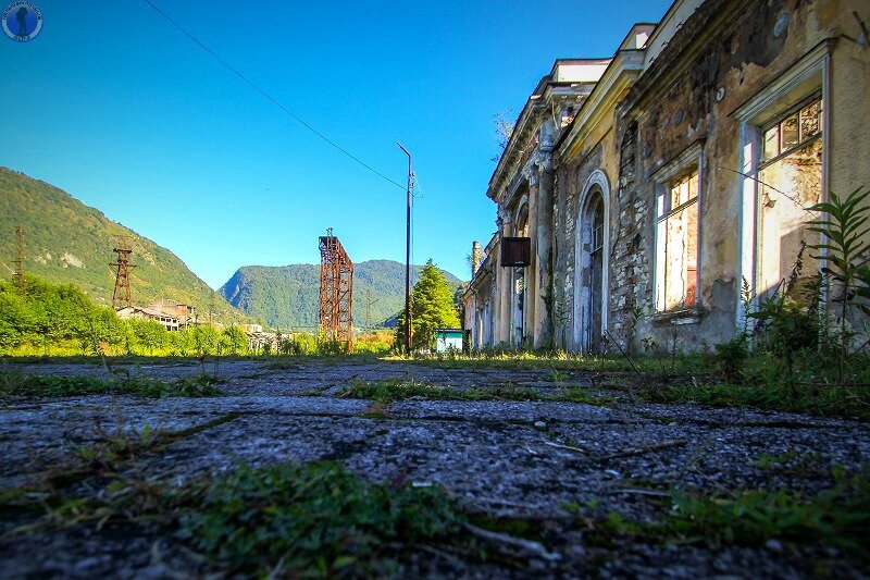 Ткуарчал город призрак фото