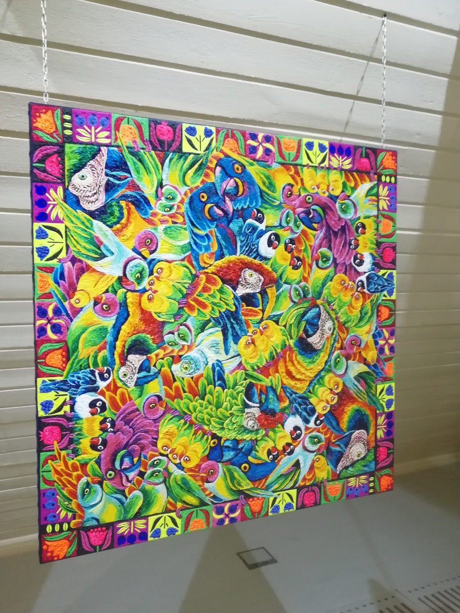 Персональная выставка моей знакомой в Москве. Фото из личного архива