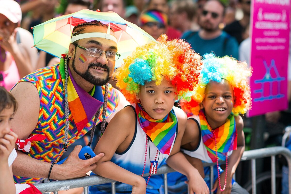 Как смириться с тем, что ваш ребенок гей, лесбиянка или бисексуал | Половое  Воспитание | Дзен