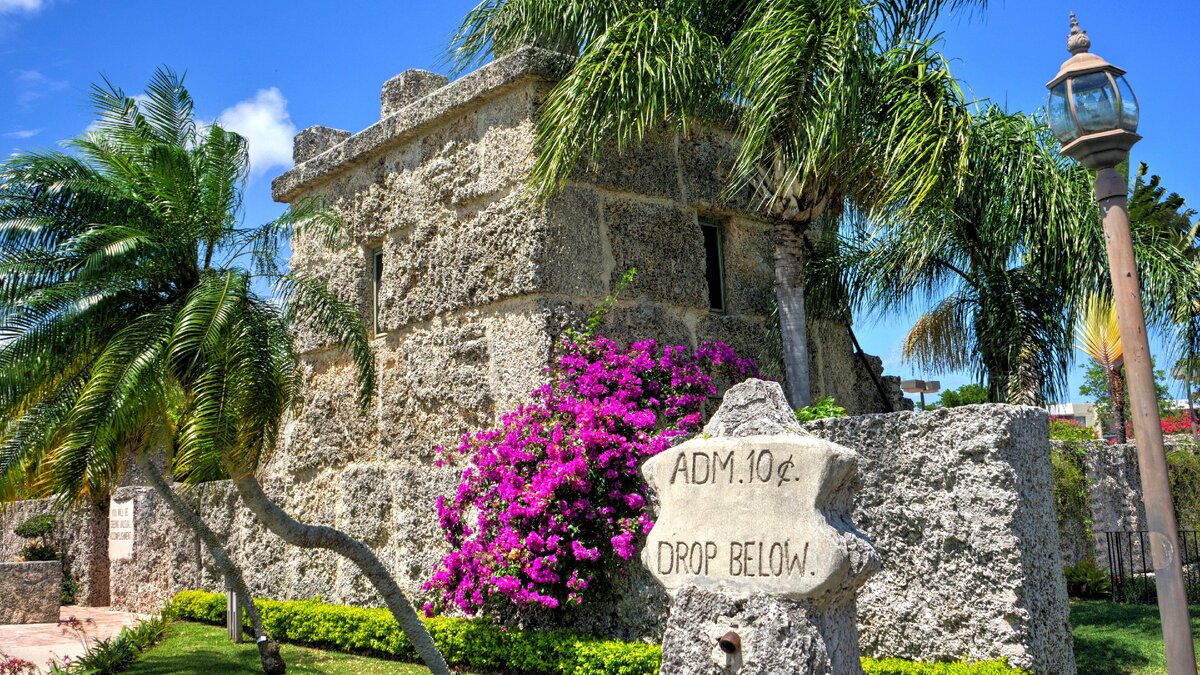 © wallpaperflare.com