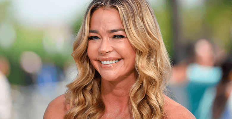 Голая Дениз Ричардс (Denise Richards)