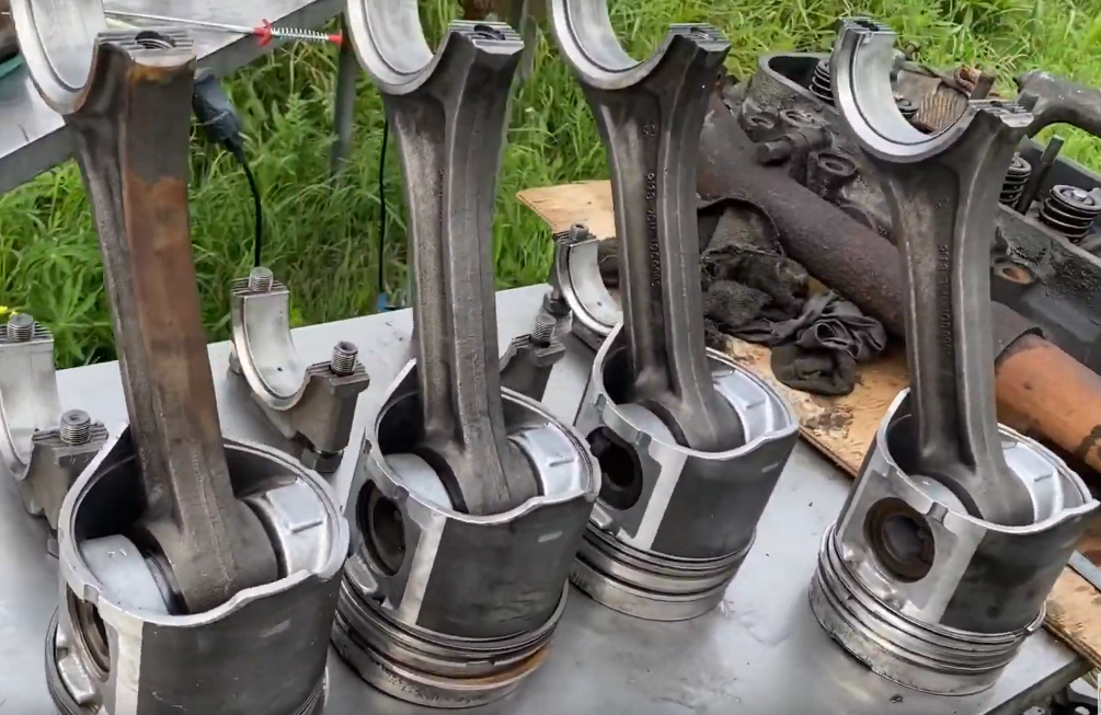 Поршневая группа ЯМЗ