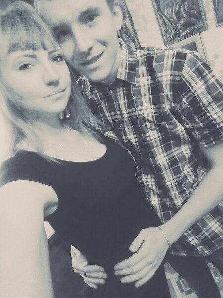 Евгений с женой (Юлия Вавилова)