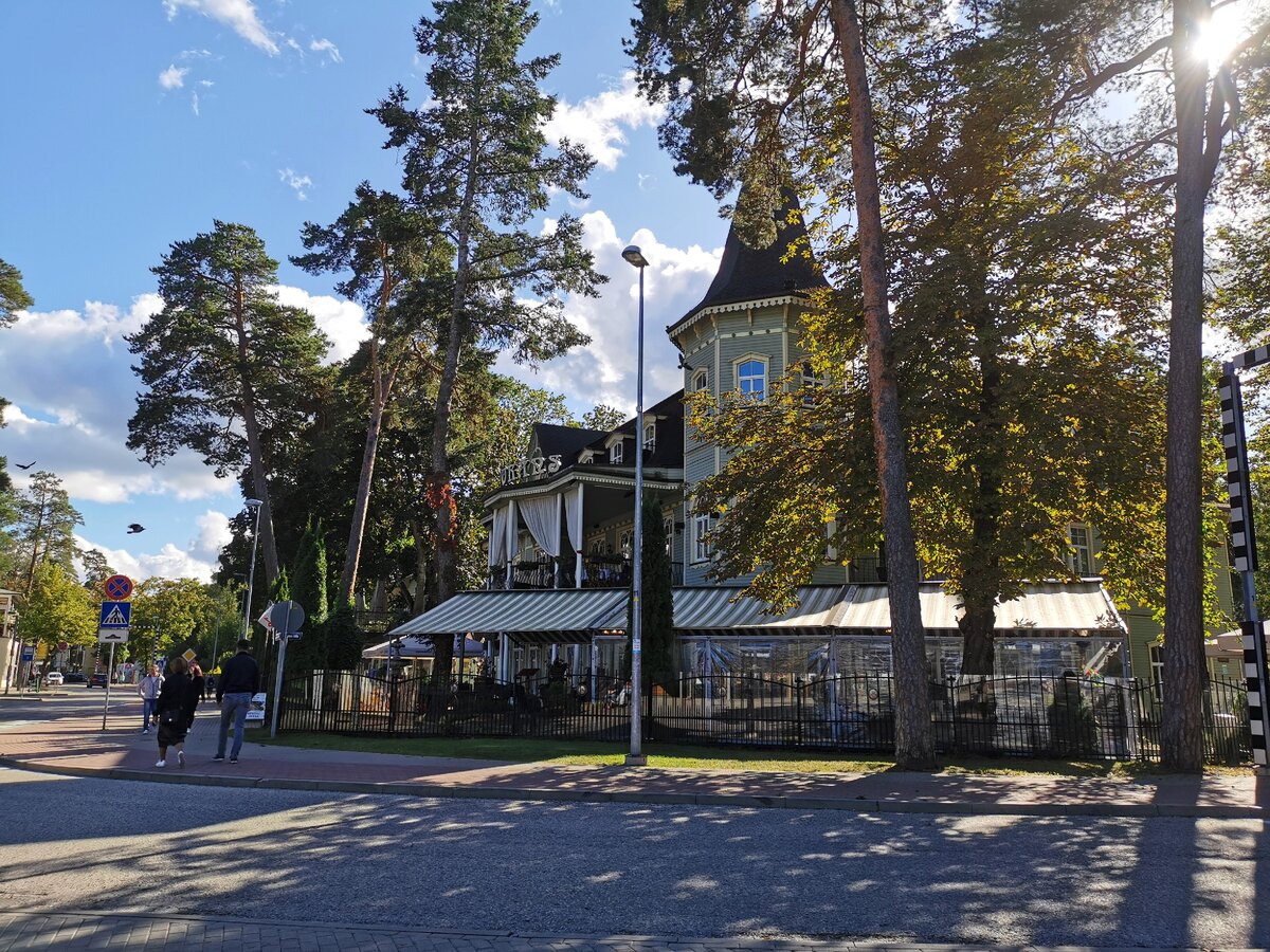 Узнаёте резные деревянные домики?