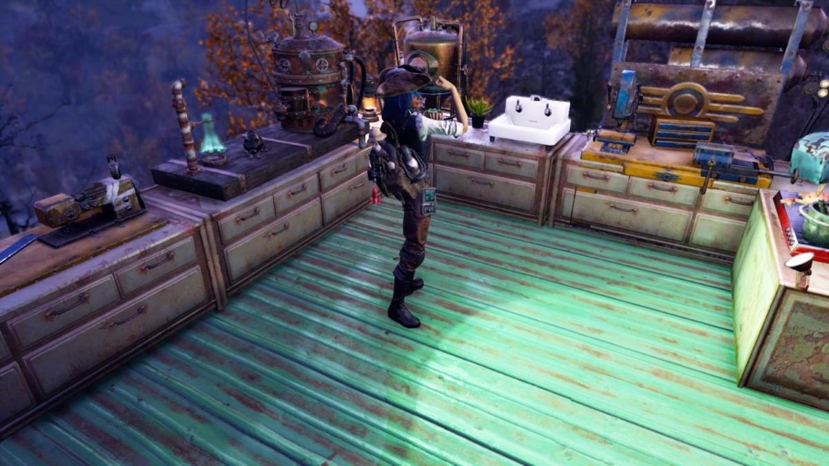 Мой перестроенный камп - скриншот из игры Fallout