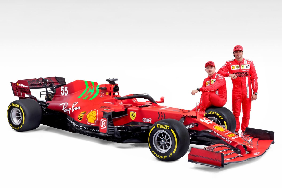 Ferrari formula. Болид f1 Ferrari sf21. Болид Феррари ф1 2022. Болид формулы 1 Феррари 2021. Феррари ф1 2021.