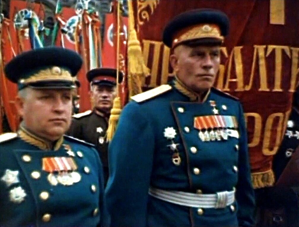 Парад победы 1945 картинки цветные