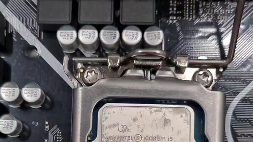 ОБЗОР ИЗ КЕЙСА | Как правильно установить процессор в сокет LGA 1700 ...