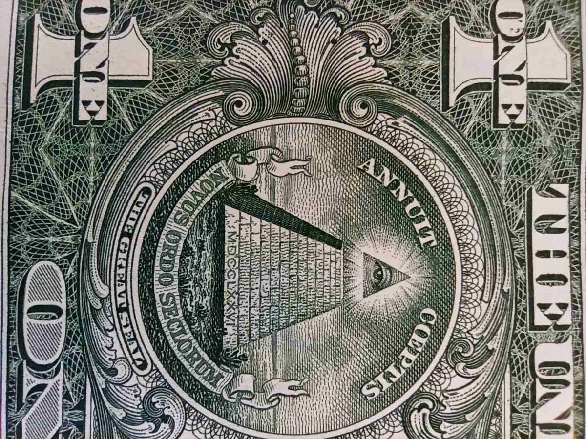 Теперь банк не продаст вам наличными даже 1 доллара 