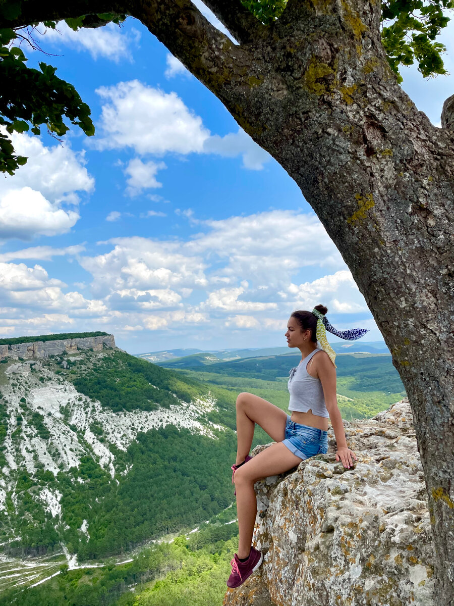 Вид с пещерного города Чуфут-Кале