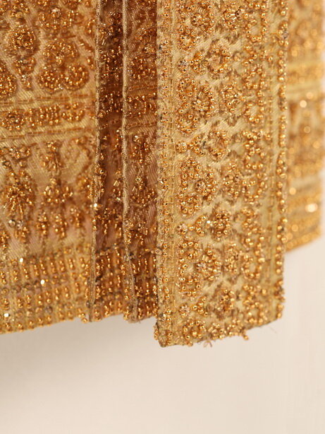 Платье от модного дома Пьера Бальмена для королевы Сирикит, 1972. (с) Из коллекции Музея текстиля (Бангкок)