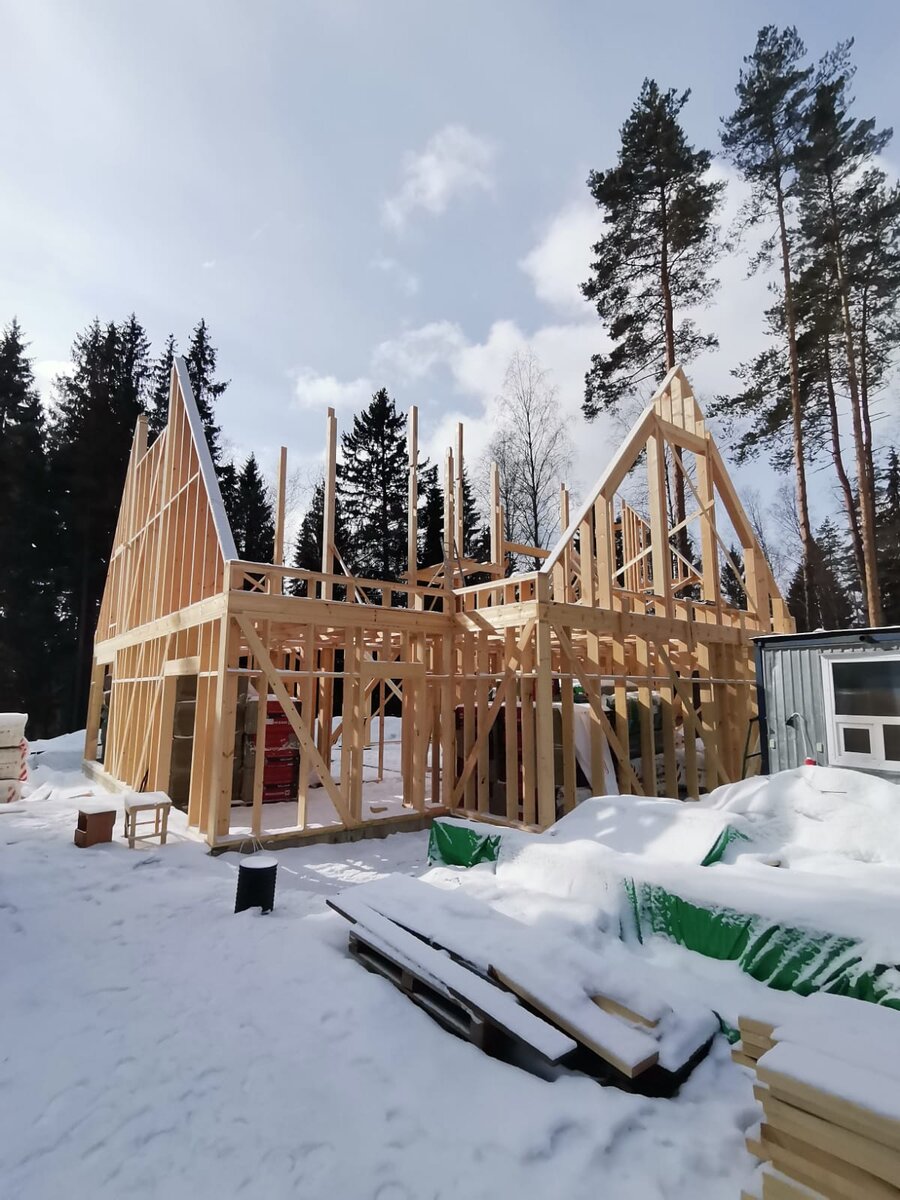 Двухэтажный каркасный дом. Сборка каркаса