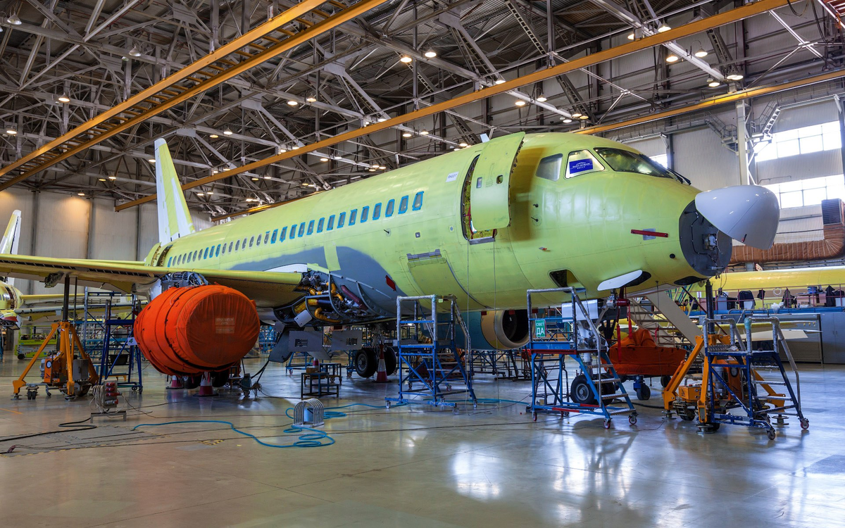 Sukhoi Superjet 100