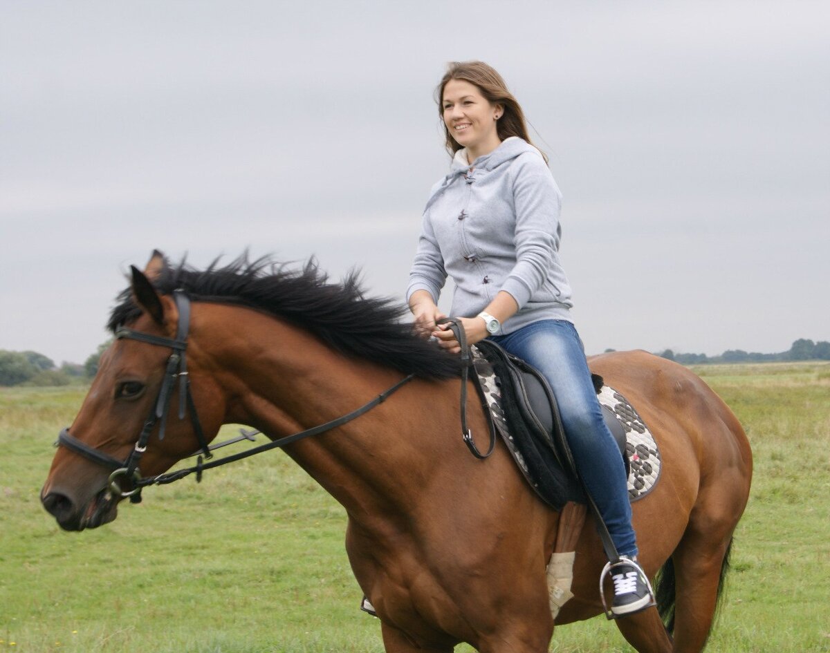 Дочка на своей Полюне