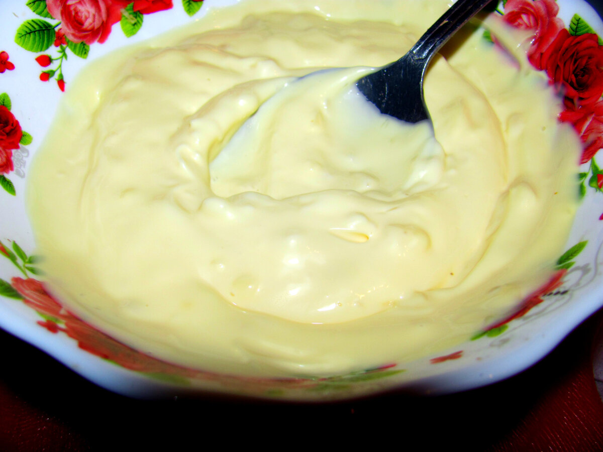 Майонез с чесноком