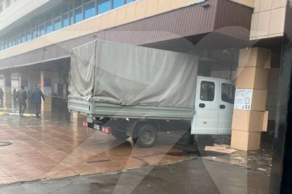     В Липецке будут судить водителя ГАЗели после смертельного ДТП на перроне Автовокзала "КП" Архив