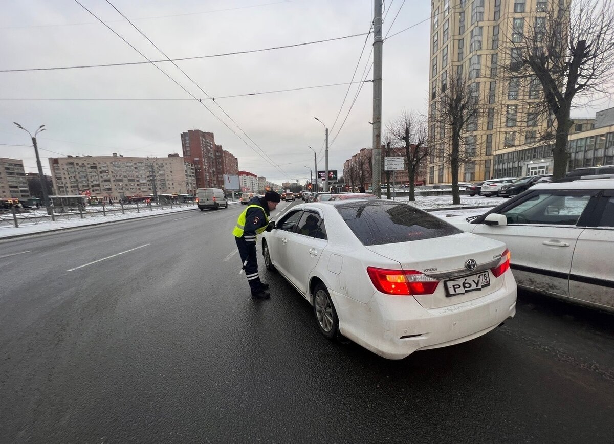 5 неисправностей автомобиля при которых водителю запрещено движение, даже  для места ремонта. | Автоюрист. Всё о ДПС. | Дзен