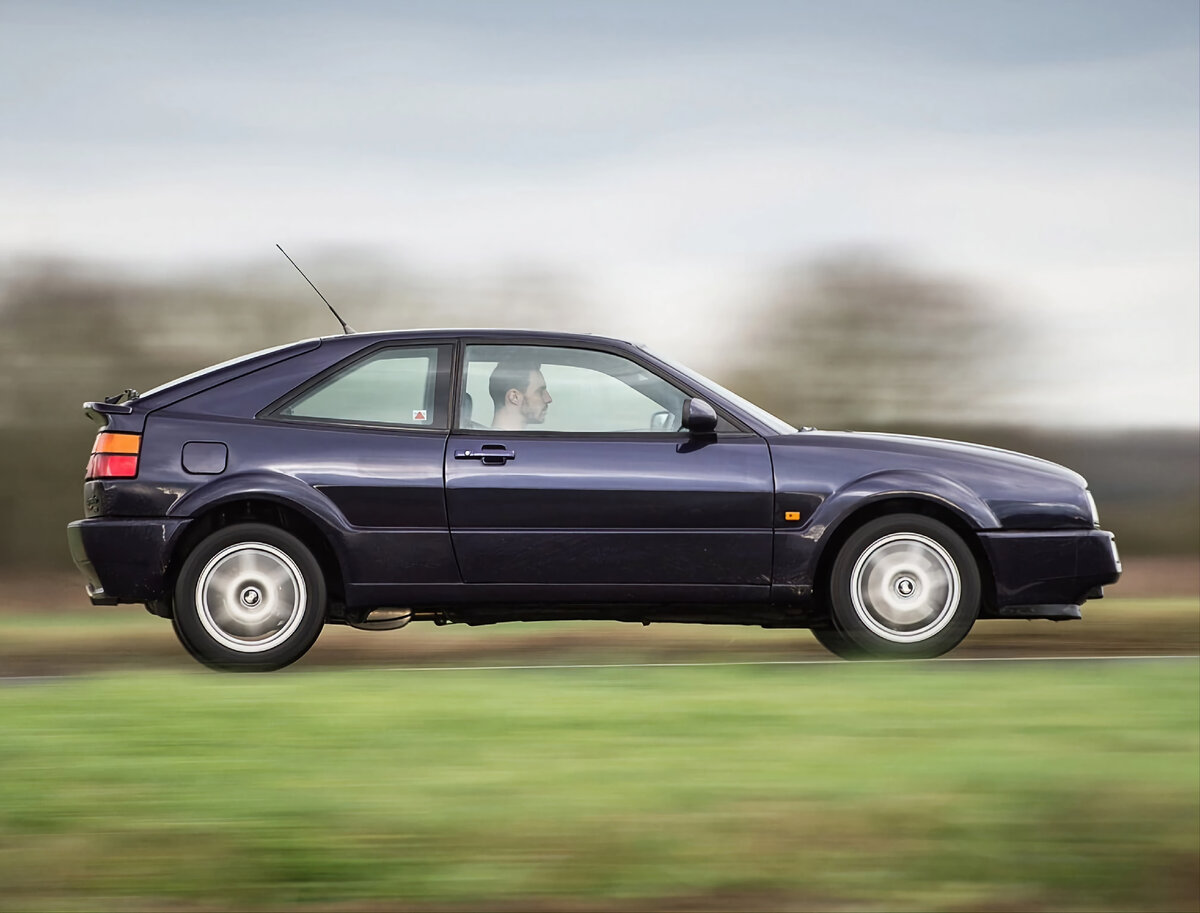 35 лет! 22 августа 1988 года. В этот день компания Volkswagen представила  модель Corrado. | ScarS | Дзен