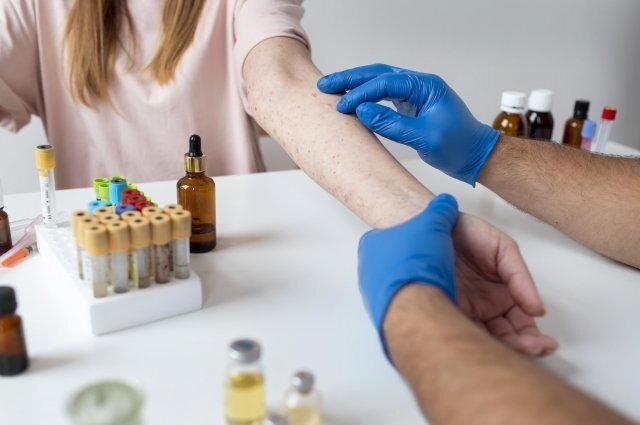    Когда начнется вакцинация в Петербурге?