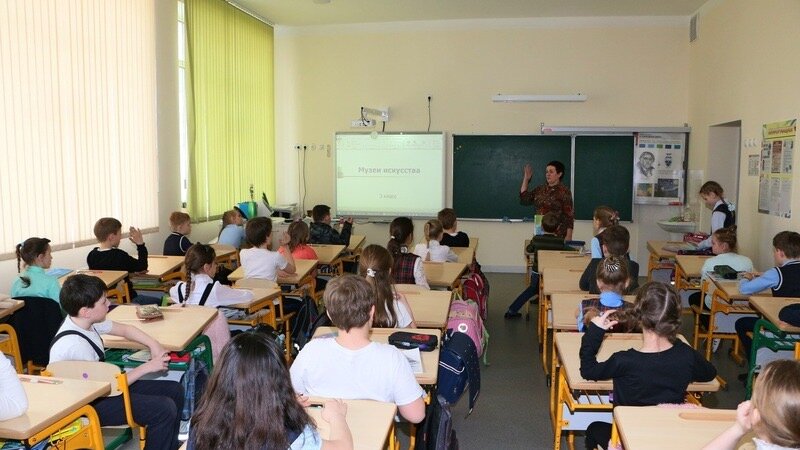 Трудовое воспитание и новые уроки: что ждет школьников Удмуртии с 1 сентября