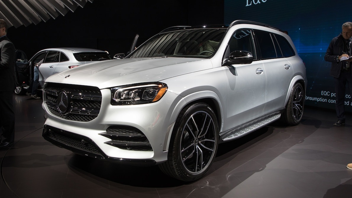 Источник; https://www.motortrend.com/news/hottest-best-significant-suvs-2019-new-york-auto-show/#2020-toyota-highlander-16