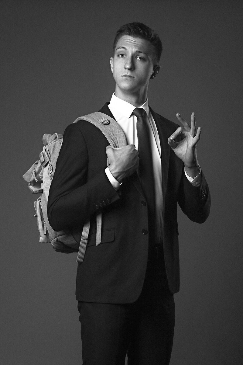 Эй, ты хочешь научиться говорить и всё ещё не подписан на канал? Пффф...