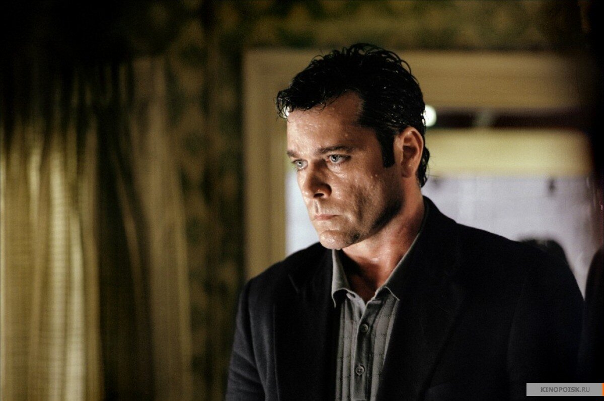Рэй Лиотта,кадр из фильма.источник:яндекс картинки
