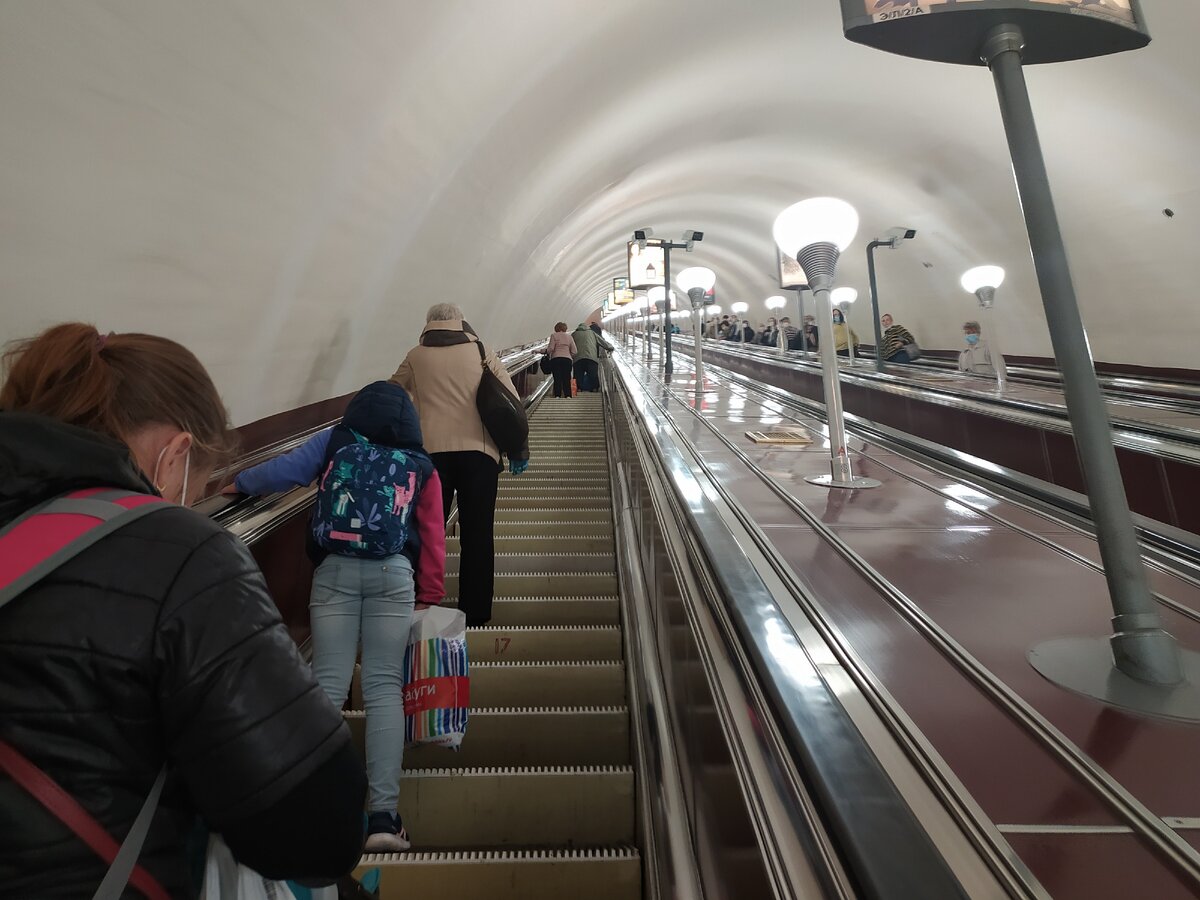 20 минут от Девяткино до Финляндского вокзала 