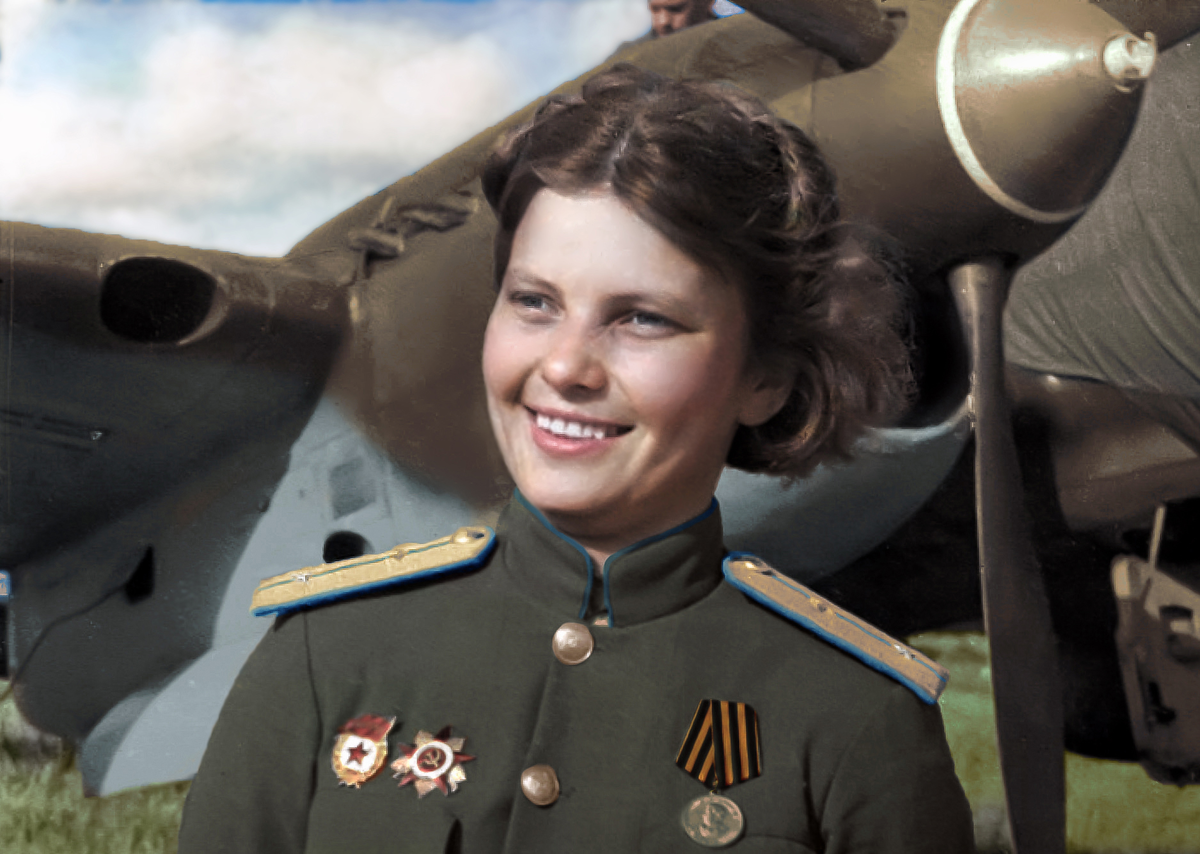 Марина михайловна раскова летчица. Анна тимофеева егорова летчица. Летчицы герои. Долина мария ивановна лётчица. Буданова кагальницкая.