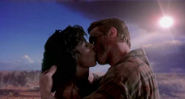 Даглас Куйэд и Мелина – спортивная, скромная, распутная брюнетка