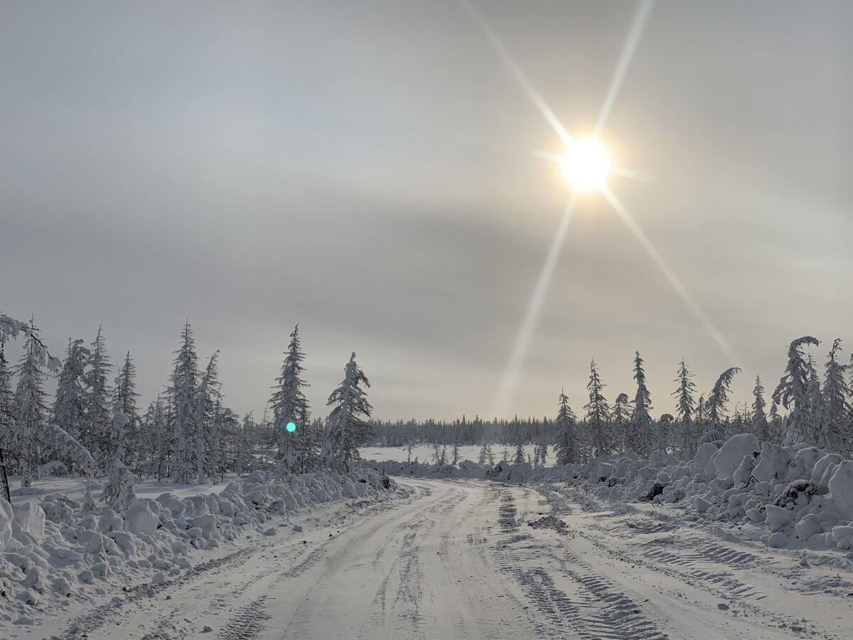 Arctic road. Автозимник Арктика. Зимник Саха Якутия. Зимник Байкит. Зимник Якутия.