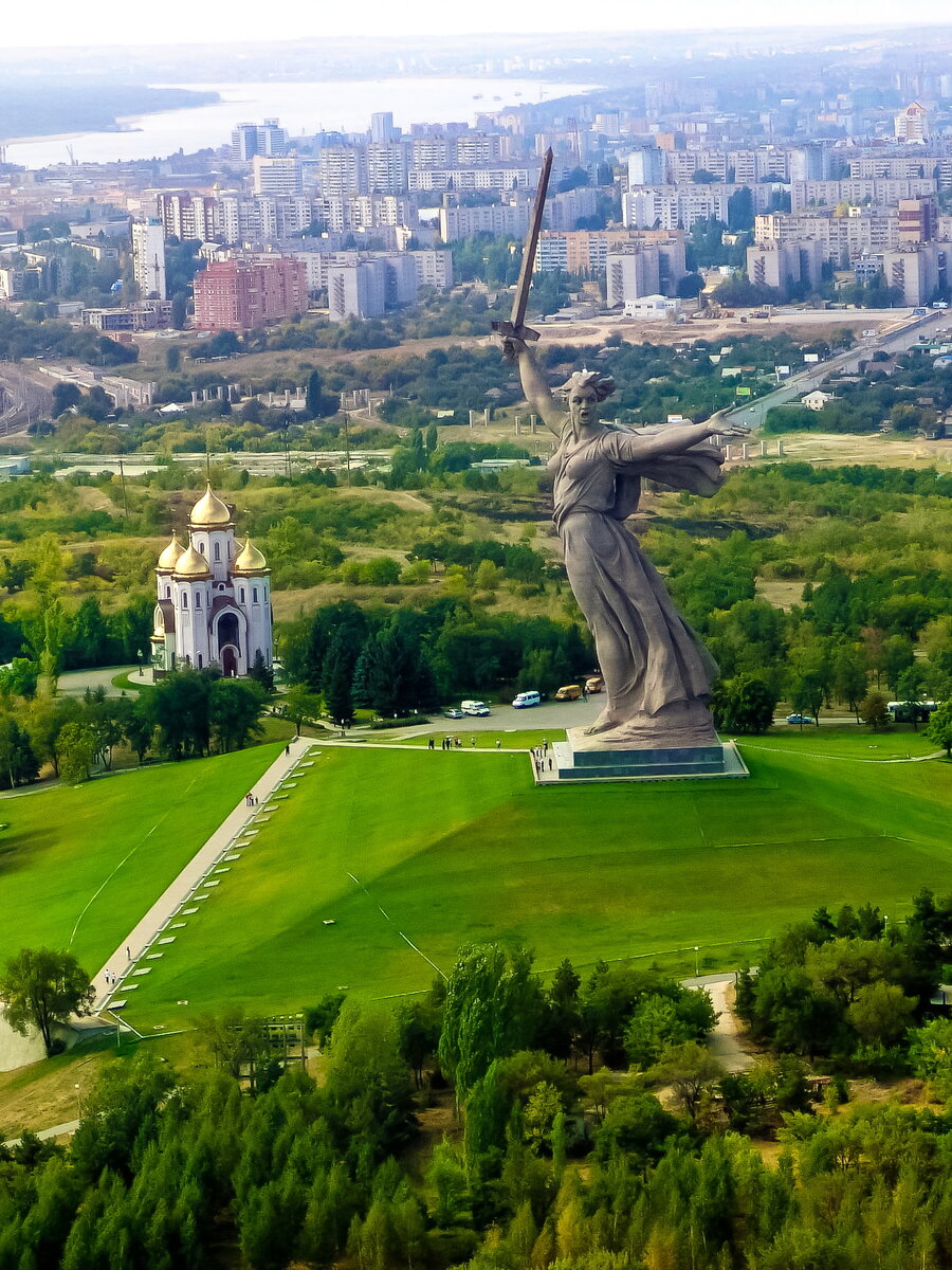 Мамаев Курган Родина мать