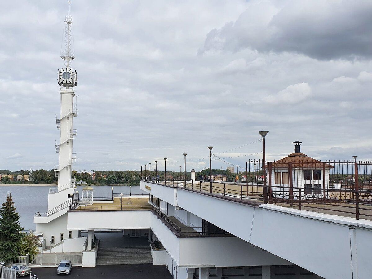 Волжская набережная в Ярославле. Прогулка от Красного съезда до Стрелки. |  О том, где побывали | Дзен