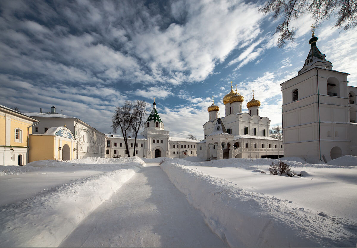 Ипатьевский монастырь Кострома зимой