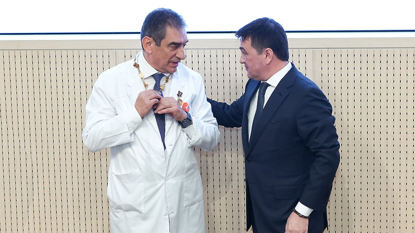    Губернатор Московской области Андрей Воробьев на торжественной церемонии, посвященной 10-летию клинического госпиталя «Лапино» © Антон Чернов, «Подмосковье Сегодня»