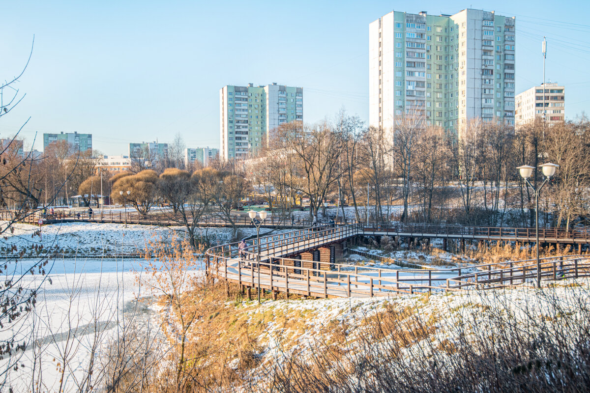 Деревня бибирево. Парк чермянка в бибирево. Парк деревня бибирево. Этнографическая деревня бибирево. Деревня бибирево.