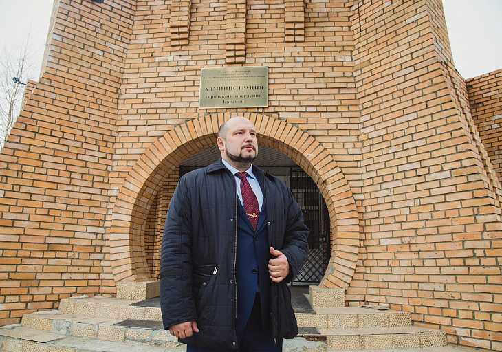    На главу поселка Барсово Сургутского района завели уголовное дело