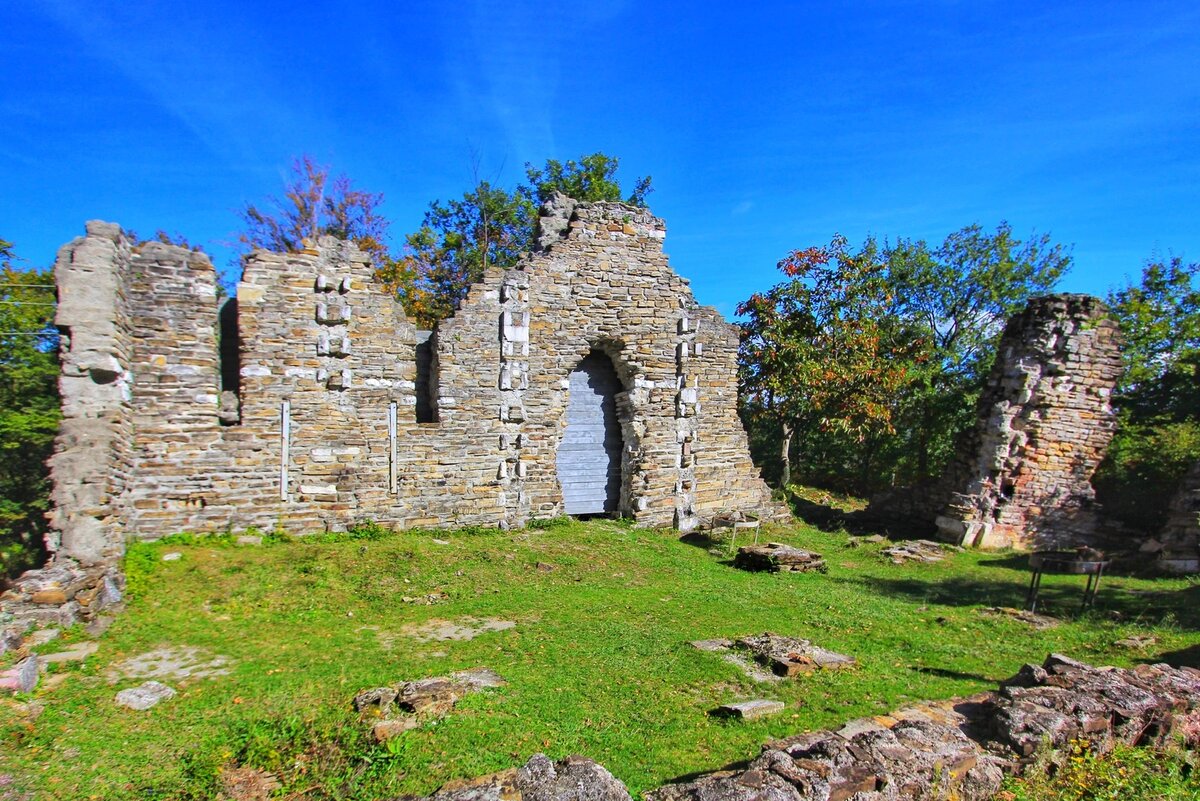 Загадки Лооского храма