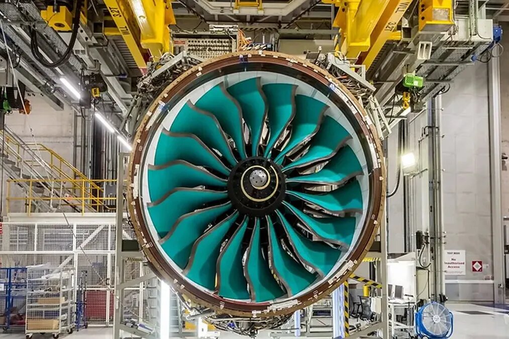     Подарок от Rolls-Royce: самый большой турбореактивный двигатель мира готов к тестам