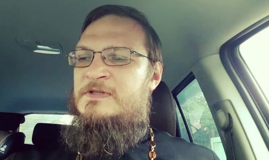 Антоний Русакевич — иерей, блогер, автор Ютуб-канала «Позитивный батюшка».