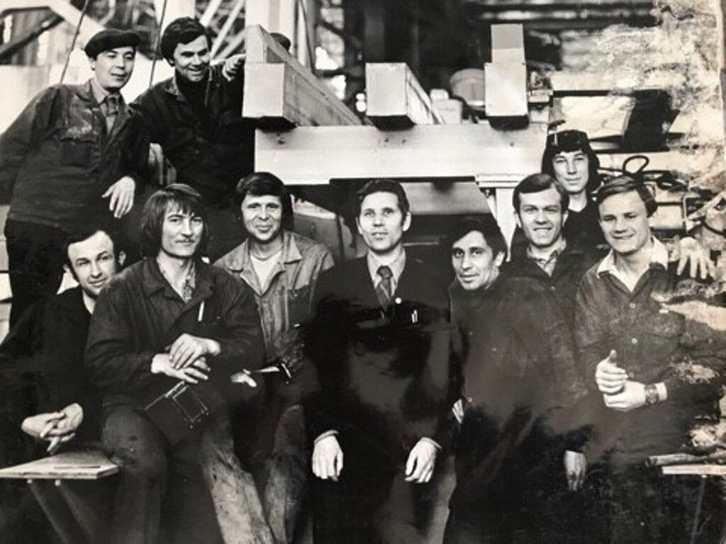 Бригада А. Девяткова. 1977 год.