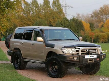 Land Cruiser 100 \ 105 (1997-2008) Внедорожник, относящийся к классу Station Wagon по внутренней классификации автопроизводителя, был представлен в 1997 году на международном токийском автосалоне,...