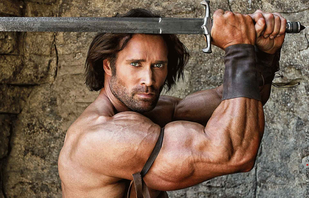 Могучий мужчина. Майк Ахерн. Майк Ахерн Гладиатор. Mike o Hearn.