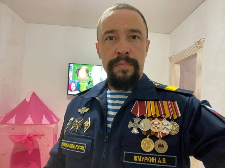    Новотроицк проводил в последний путь командира части «Хутор Молькина» Алексея Жмуркина Андрей Севостьянов