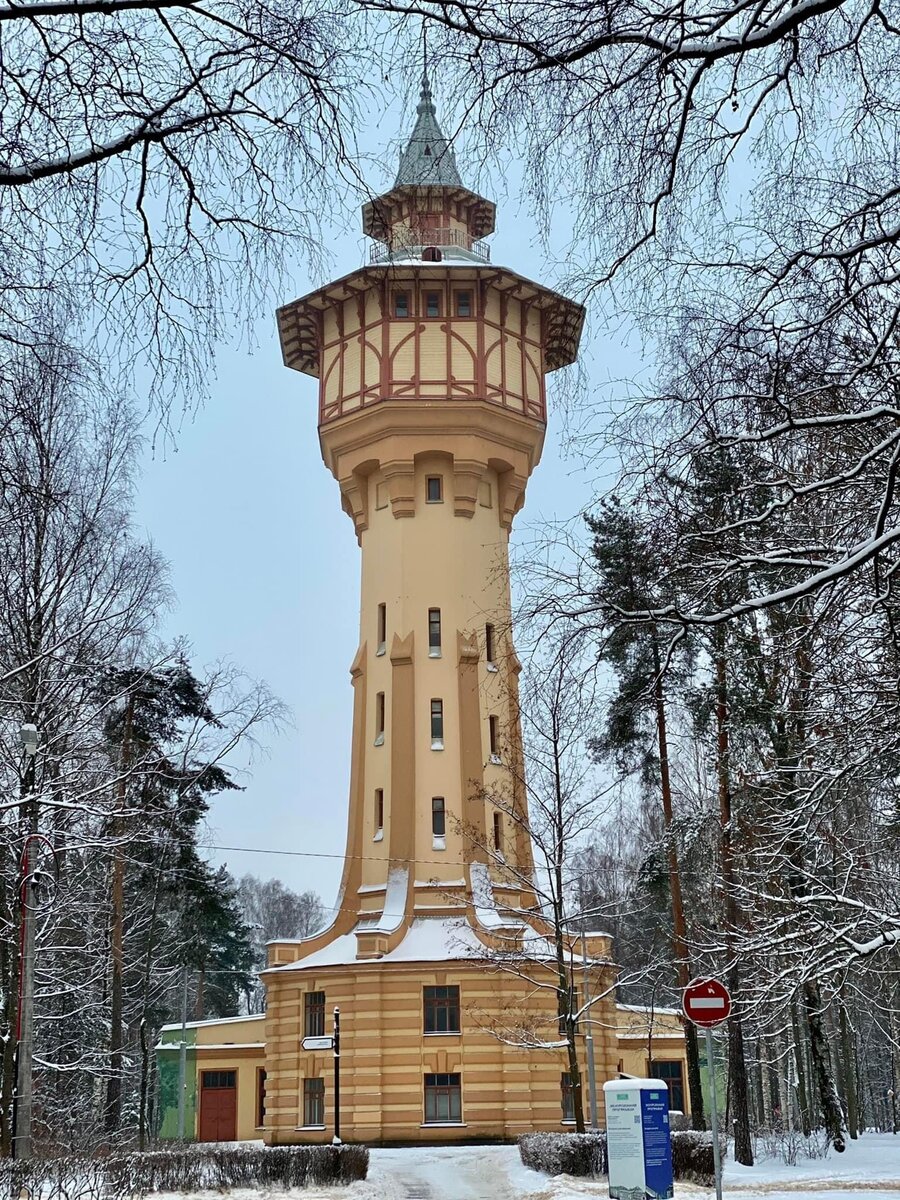 Гидробашня Политехнического института. Фото: Сергей Караулов