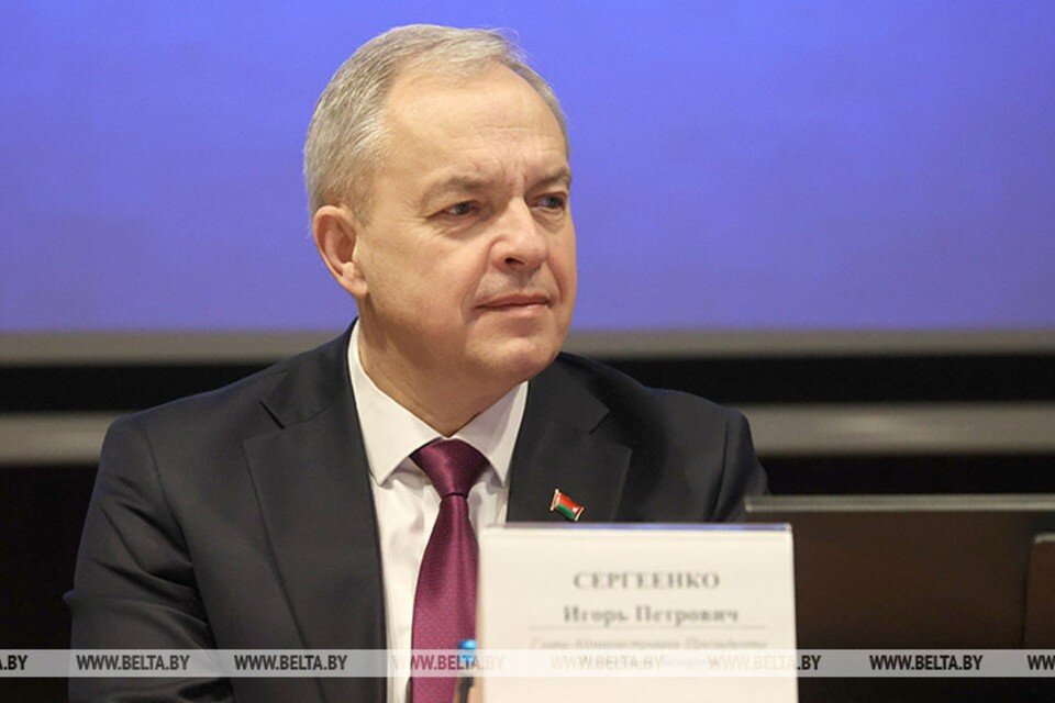     Глава Администрации президента Сергеенко сказал о подготовке к ежегодному посланию президента. Фото: БелТА
